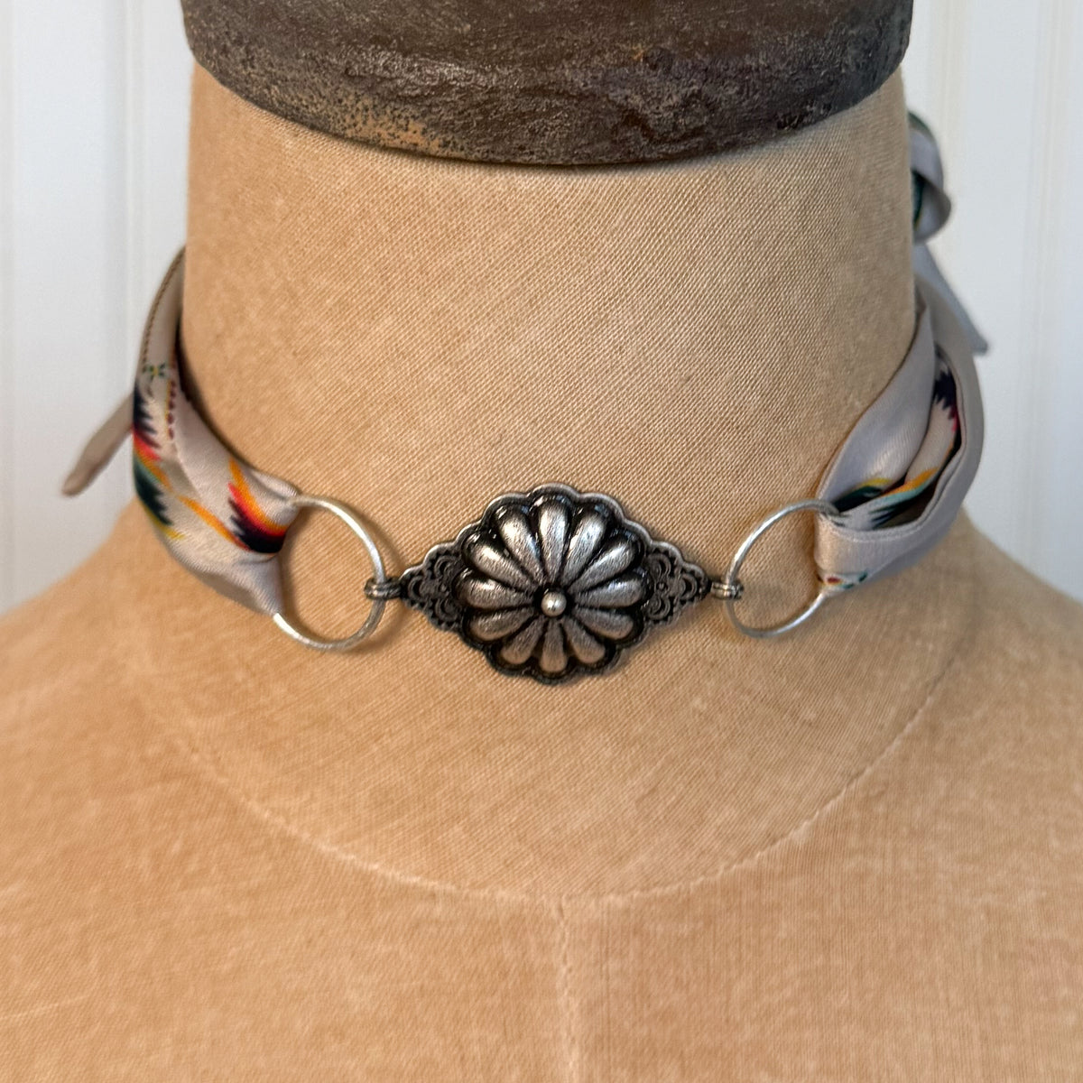 Slide - Tie One On Concho Rosette